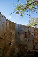 Baluleni Safari Lodge