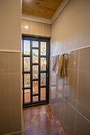 Baluleni Safari Lodge