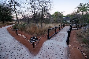 Baluleni Safari Lodge