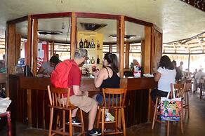 Lamanai Landings Hotel and Marina