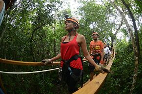 Lamanai Landings Hotel and Marina