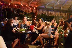 Lamanai Landings Hotel and Marina