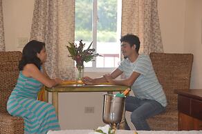 Lamanai Landings Hotel and Marina