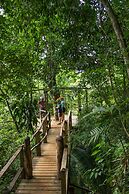 Lamanai Landings Hotel and Marina