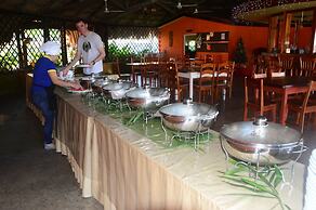 Lamanai Landings Hotel and Marina