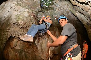 Lamanai Landings Hotel and Marina