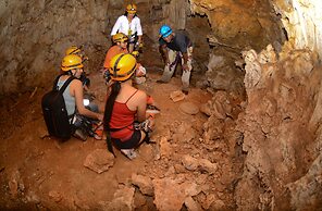 Lamanai Landings Hotel and Marina
