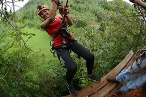 Lamanai Landings Hotel and Marina