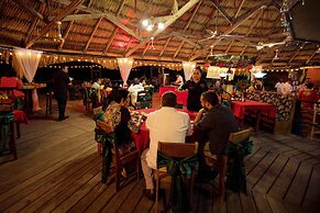 Lamanai Landings Hotel and Marina