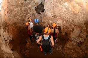 Lamanai Landings Hotel and Marina
