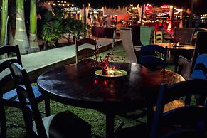 Lamanai Landings Hotel and Marina