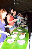 Lamanai Landings Hotel and Marina