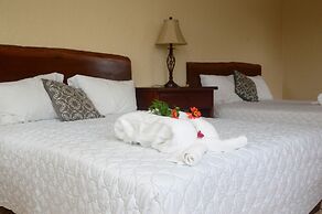 Lamanai Landings Hotel and Marina