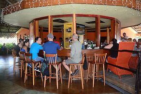 Lamanai Landings Hotel and Marina