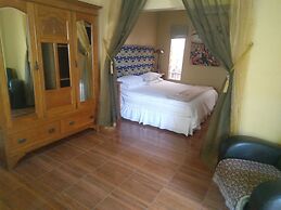 Sleepy Gecko Guest House