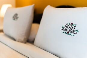 Hotel Jardines de la Villa