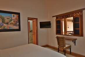 Hotel Campanario Real