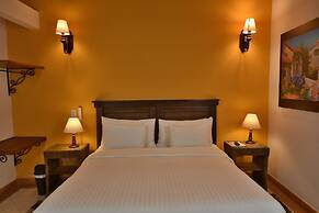 Hotel Campanario Real