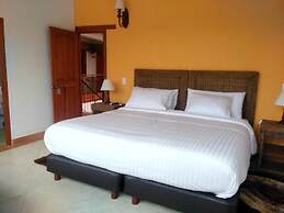 Hotel Campanario Real