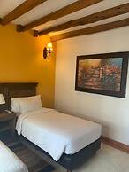 Hotel Campanario Real