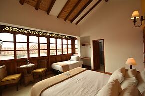 Hotel Campanario Real