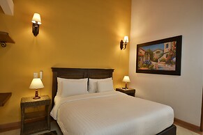 Hotel Campanario Real