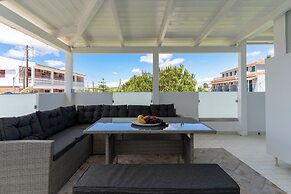 Acapulco Marinos Studios & Apartments