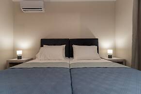 Acapulco Marinos Studios & Apartments