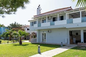 Acapulco Marinos Studios & Apartments