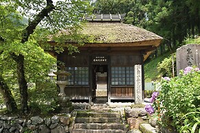 Shima Onsen YOSHIMOTO