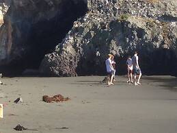 Cave Rock Guest House