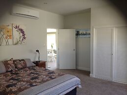 Cave Rock Guest House