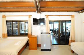 Huan Kawin Est.58 Lanna Home & Collection - Campus Accommodation