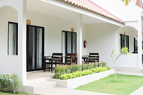 Naiharn Beach Resort