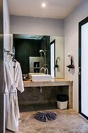 Naiharn Beach Resort