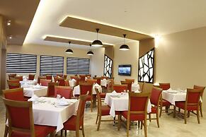 Fayton Hotel
