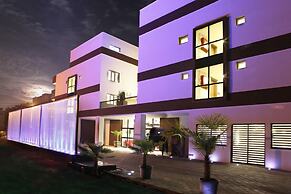 Fayton Hotel