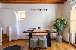 Dimele Rooms & Studios