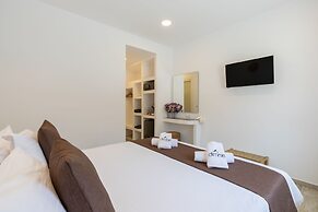 Dimele Rooms & Studios