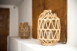 Dimele Rooms & Studios