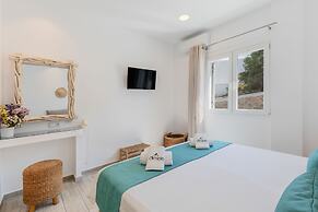 Dimele Rooms & Studios