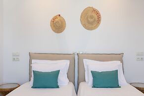 Dimele Rooms & Studios