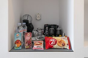 Dimele Rooms & Studios