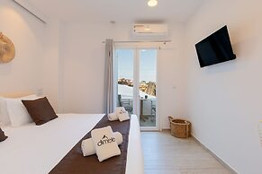 Dimele Rooms & Studios