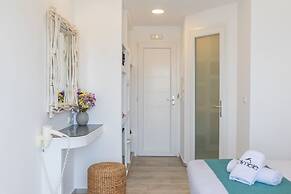 Dimele Rooms & Studios