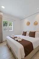 Dimele Rooms & Studios