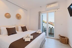 Dimele Rooms & Studios