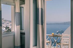 Blue Dolphins Apartments & Suites