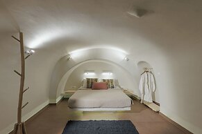 Blue Dolphins Apartments & Suites