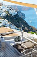 Blue Dolphins Apartments & Suites